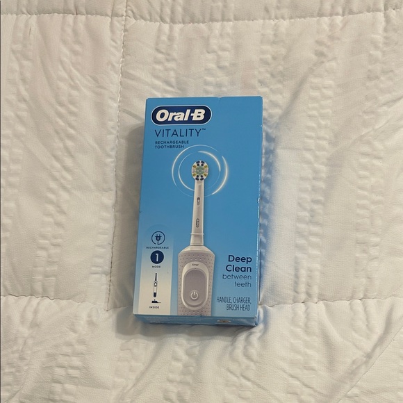 Oral-B Other - Vitality Electric Toothbrush - White